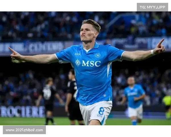 埃因霍温大胜那不勒斯 麦克托米奈梅开二度助力胜利 埃因霍温大胜那不勒斯 麦克托米奈梅开二度助力胜利